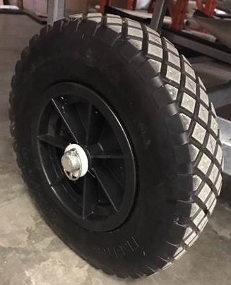 Wheel solid rubber, reinforced 40 cm, axel 26x65mm
